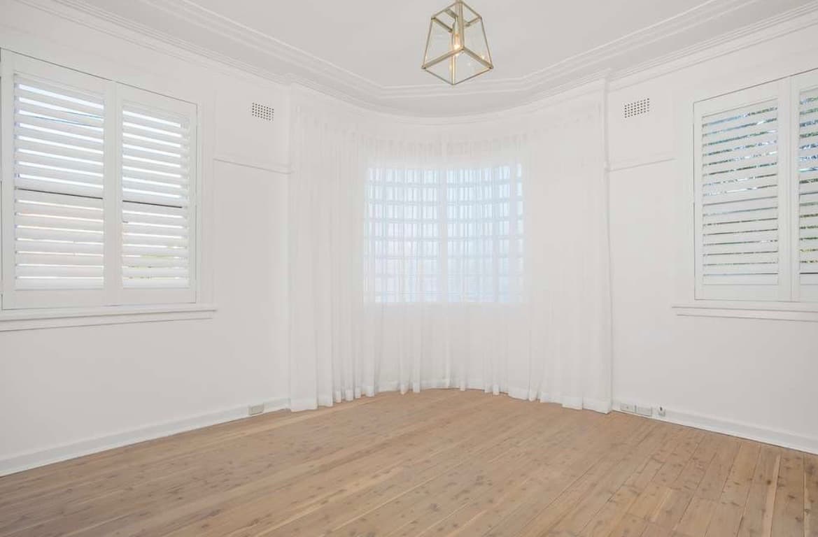 Elegant bedroom renovation