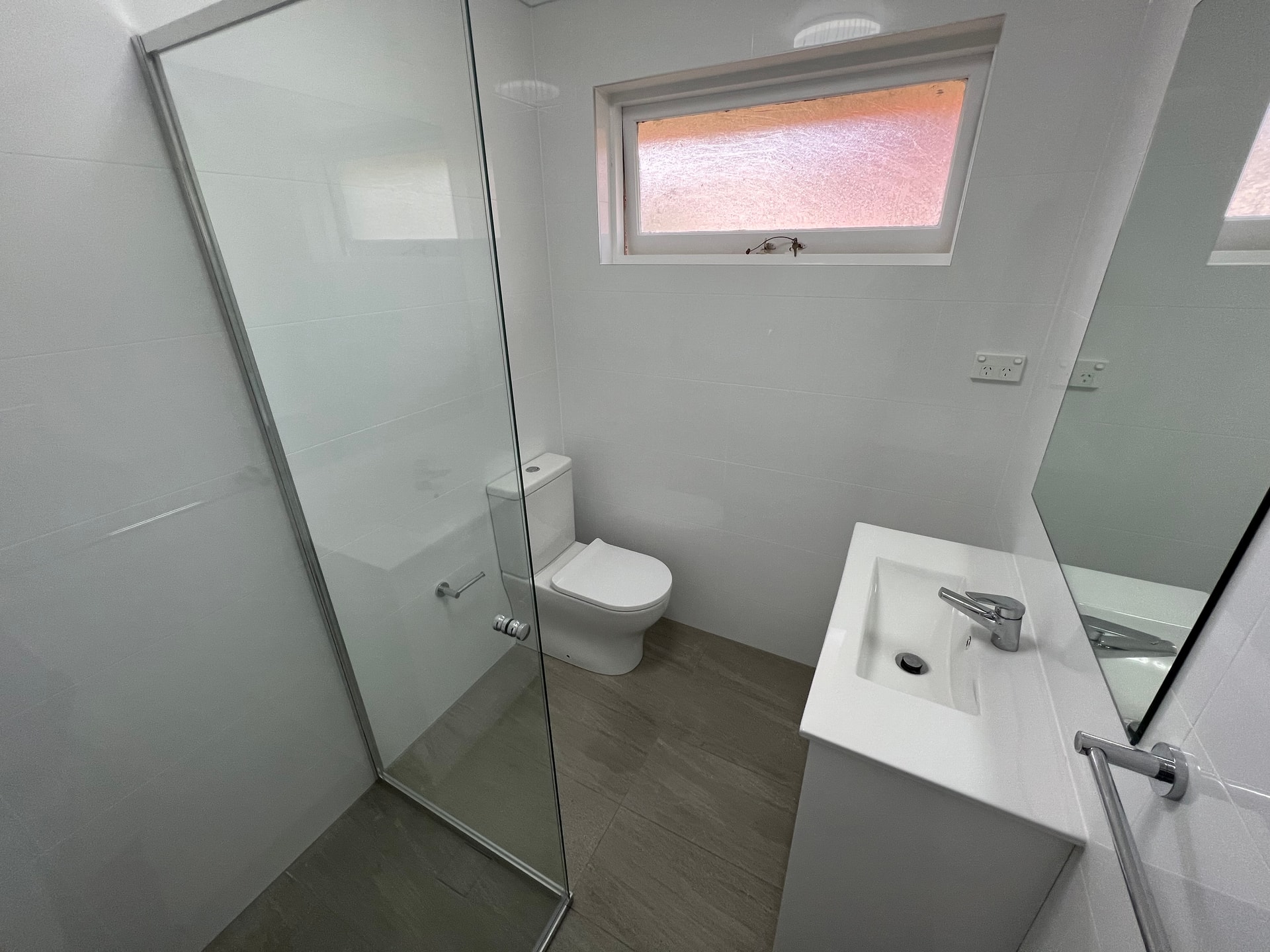 Bathroom vanity