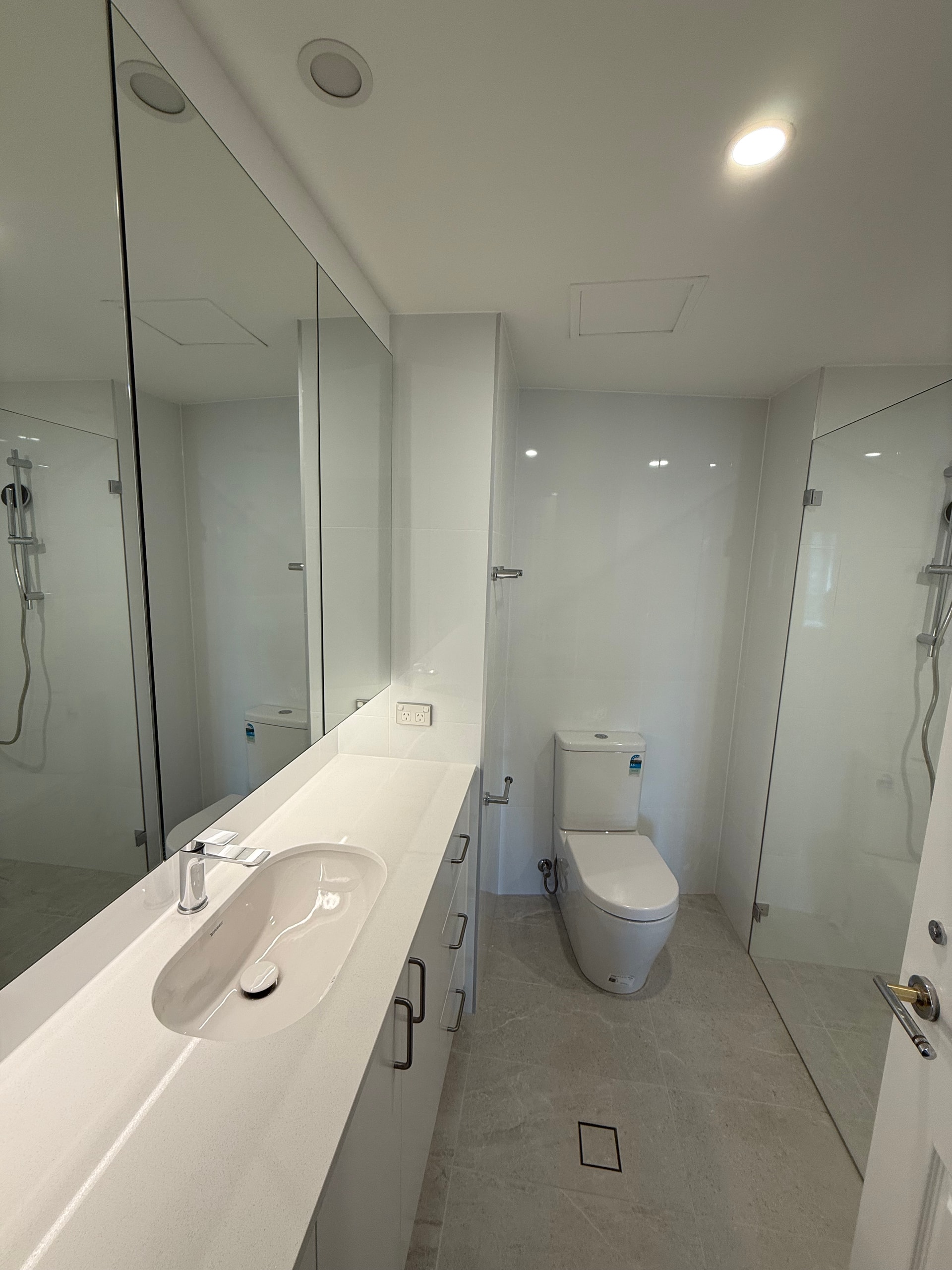 Bathroom detail